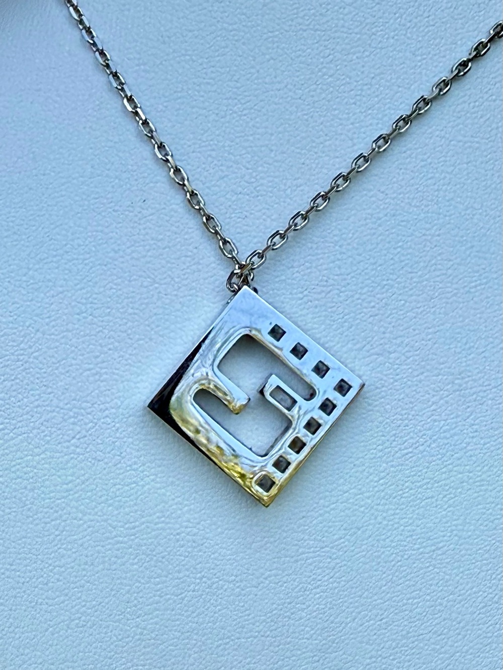 Fendi FF logo Crystal Pendant Chain Necklace in Silver - Picture 5 of 9